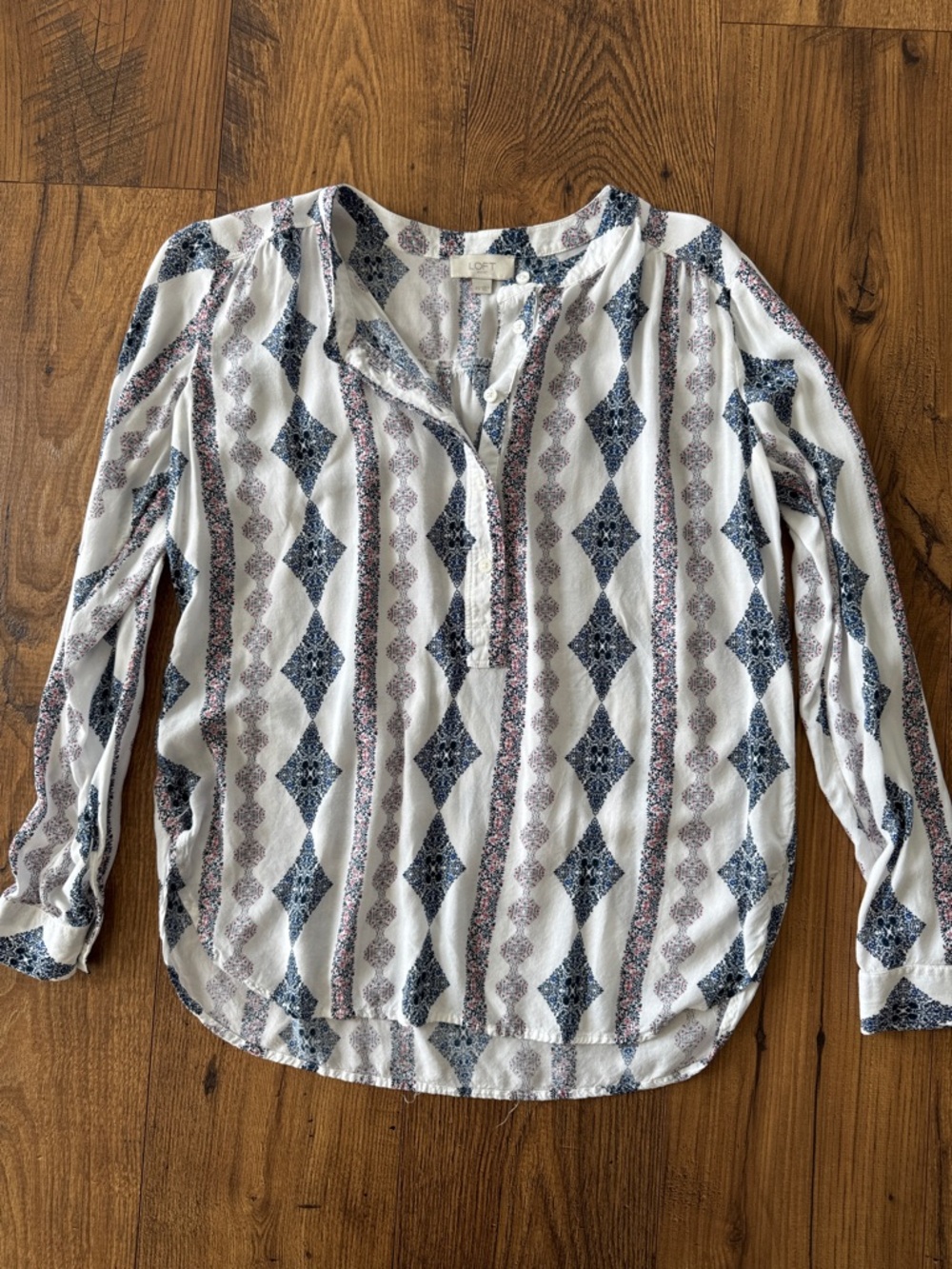 Loft women’s patterned blouse, size XS